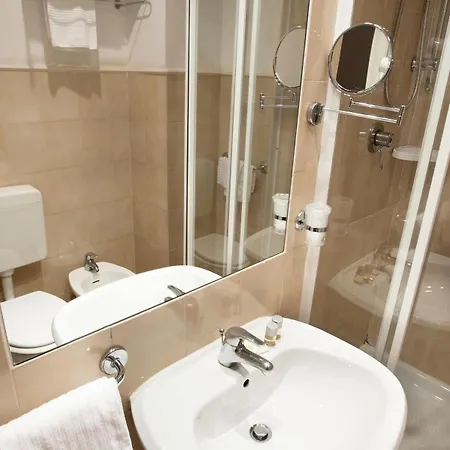 Gerber Hotel 3*